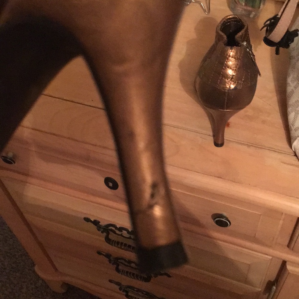Boots - Picture 7 of 8